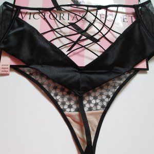 VICTORIA SECRET VERY SEXY Black High Rise Thong M